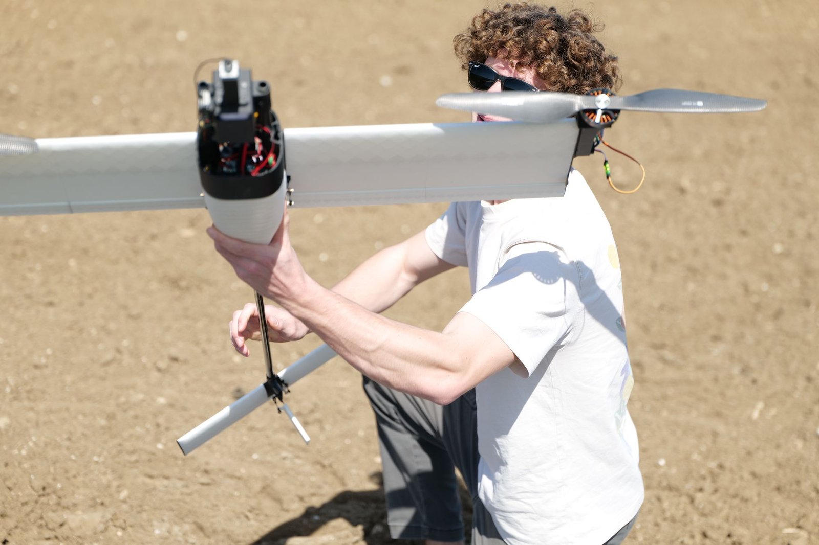 Une nacelle moteur et son hélice